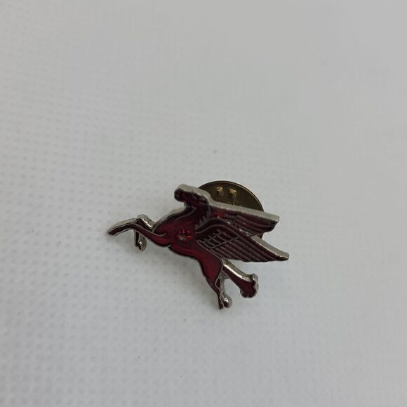 VINTAGE Mobil Oil Magnolia Red Lacquer Flying Pegasus Lot - Picture 6 of 8
